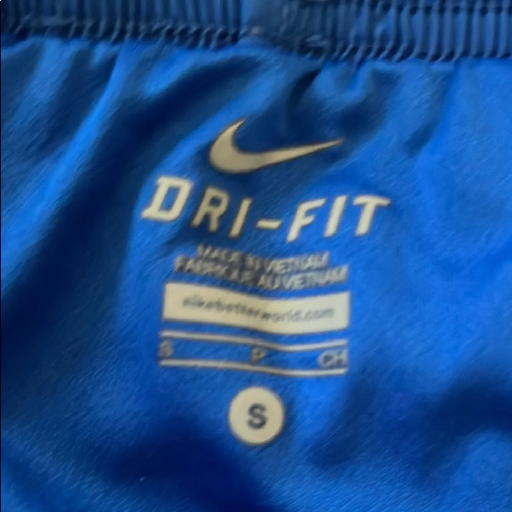 4 pair Nike Tempo shorts. All have liner.
All in very good condition. - Picture 5 of 12